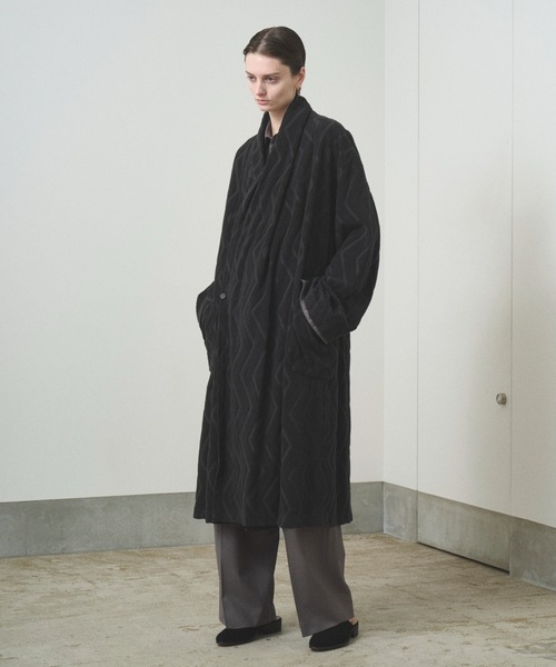 TROVE（トローヴ）の「TROVE 2025SS / DUNE PILE LONG GOWN（その他アウター・メンズ・スミクロ・2/3）」の2枚目の写真