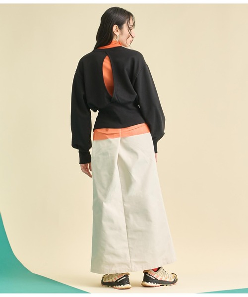 Settimissimo（セッティミッシモ）の「裏毛 バックオープン デザイン プルオーバー（スウェット・レディース・ブラック/アイボリー・FREE）」の9枚目の写真