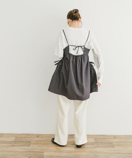 ITEMS URBANRESEARCH（アイテムズ アーバンリサーチ）の「ポケットギャザーキャミ（キャミソール・レディース・チャコールグレー/ベージュ・FREE）」の16枚目の写真