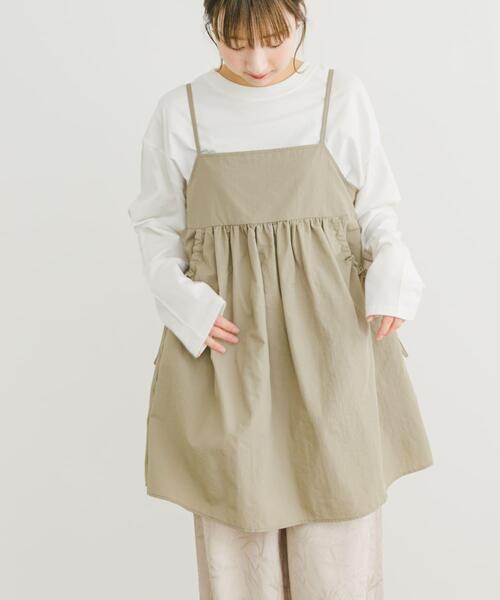 ITEMS URBANRESEARCH（アイテムズ アーバンリサーチ）の「ポケットギャザーキャミ（キャミソール・レディース・チャコールグレー/ベージュ・FREE）」の12枚目の写真