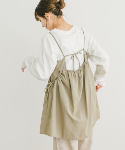 ITEMS URBANRESEARCH（アイテムズ アーバンリサーチ）の「ポケットギャザーキャミ（キャミソール・レディース・チャコールグレー/ベージュ・FREE）」の11枚目の写真