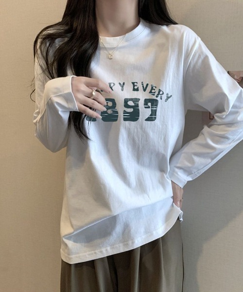 maison de LATIR（メゾンドラティール）の「フロントロゴプリント長袖Tシャツ（スウェット・レディース・ホワイト/ブラック・M/L/XL）」の8枚目の写真