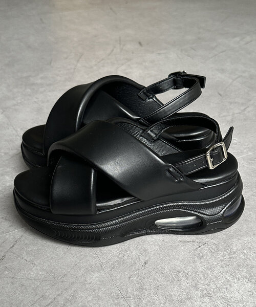 Thevon（ゼボン）の「厚底サンダル（サンダル・レディース・ブラック/アイボリー・M/L）」の10枚目の写真