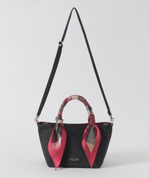 BLUE LABEL CRESTBRIDGE（ブルーレーベルクレストブリッジ）の「ナイロンスカーフミニトート（トートバッグ・レディース・ブラック/ピンク系その他3/ネイビー・FREE）」の22枚目の写真