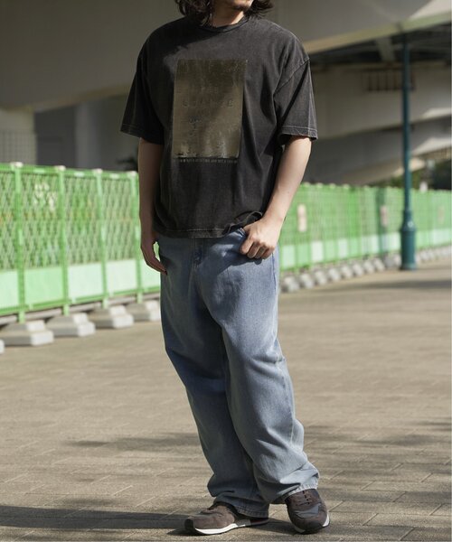 VENCEEXCHANGE（ヴァンスエクスチェンジ）の「スノーウォッシュ加工箔プリントTシャツ（Tシャツ/カットソー・メンズ・ブラック/チャコール/ダークグレー・M/L）」の7枚目の写真