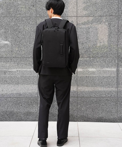 BAYBLO（ベイブロ）の「(LF)【：： fulcro 】【Essence M】15ポケット/19L PC収納 バックパック（バックパック/リュック・メンズ・ブラック・ONE SIZE）」の8枚目の写真