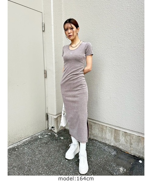 EGOIST（エゴイスト）の「加工タイトロングワンピース（ワンピース・レディース・ブラック/ブラウン・FREE）」の6枚目の写真