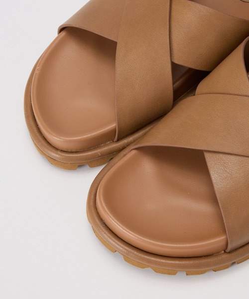 Mazell（マゼル）の「Mazell / クロスベルトサンダル（サンダル・レディース・ブラック/キャメル・L/M/S/LL）」の13枚目の写真