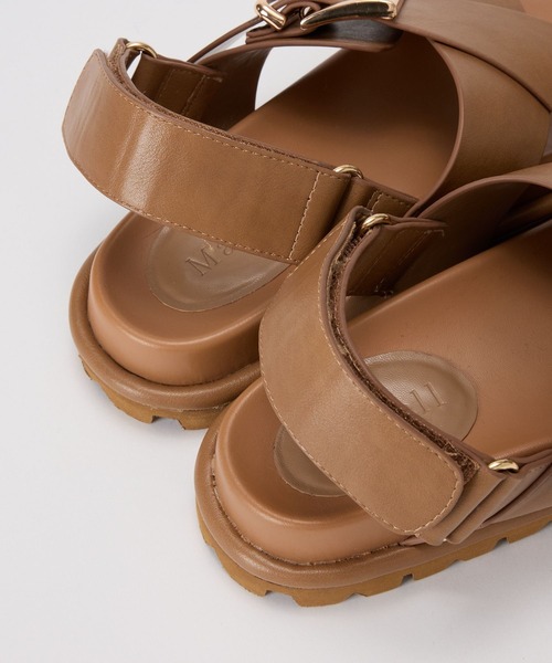 Mazell（マゼル）の「Mazell / クロスベルトサンダル（サンダル・レディース・ブラック/キャメル・L/M/S/LL）」の12枚目の写真