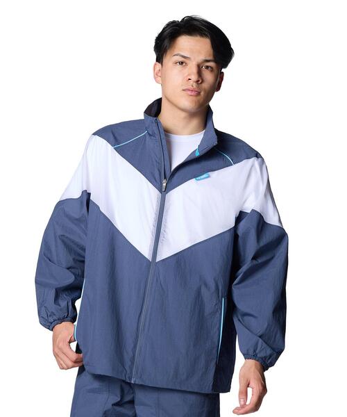 UNDER ARMOUR(アンダーアーマー)の「UAシアー ウーブン フルジップ ジャケット(ライフスタイル/メンズ)(その他アウター・メンズ・チャコールグレー・2XL/S/L/XL/M)」の7枚目の写真