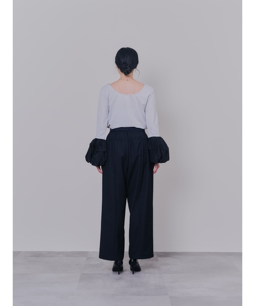 DOLLUPOOPS(ドールアップウップス)の「マーベストライクタックボリュームパンツ(スラックス・レディース・ブラック/ベージュ・38)」の14枚目の写真