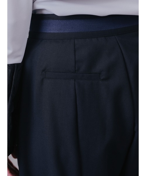 DOLLUPOOPS(ドールアップウップス)の「マーベストライクタックボリュームパンツ(スラックス・レディース・ブラック/ベージュ・38)」の18枚目の写真