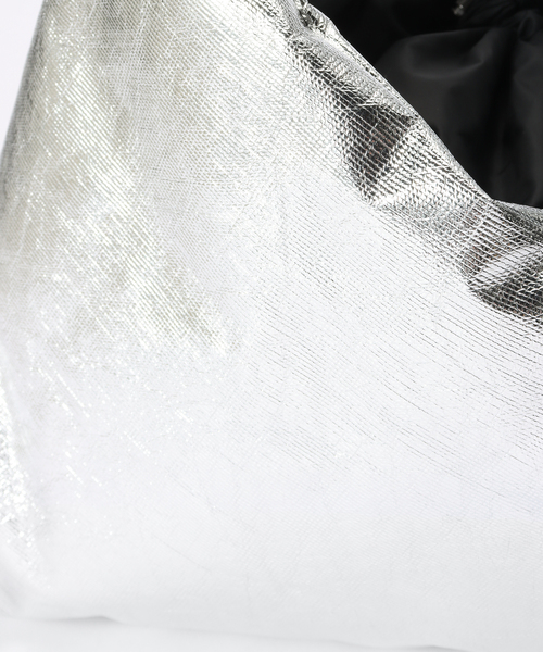 JOURNAL STANDARD（ジャーナルスタンダード）の「【KASSL EDITIONS/カッスル エディションズ】 Anchor small lacquer canv（クラッチバッグ・レディース・ブラック/シルバー・FREE）」の13枚目の写真