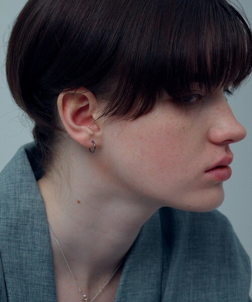 and cloud(アンドクラウド)の「Ink Skinny Pierce S(ピアス(両耳用)・レディース・シルバー/ブルー/ブラック・FREE)」の11枚目の写真