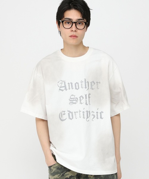 3.3 Field Trip （3.3フィールドトリップ）の「3.3 Field Trip／ゴシックロゴブラシT（Tシャツ/カットソー・メンズ・ホワイト/ブラック/ブラウン・MEDIUM/LARGE）」の7枚目の写真