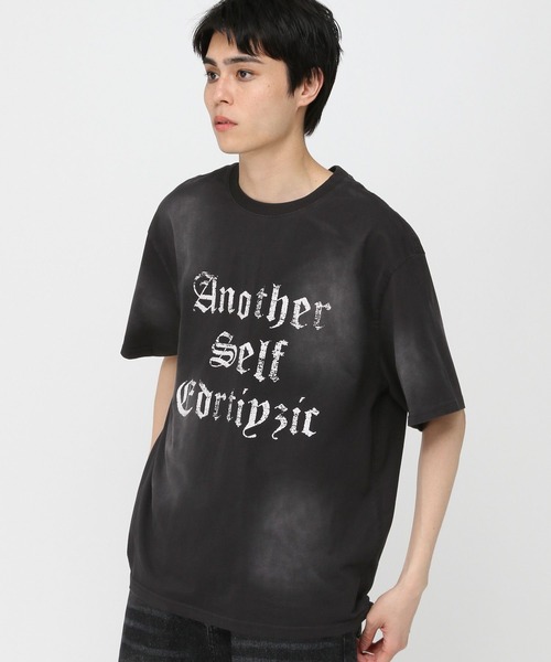 3.3 Field Trip （3.3フィールドトリップ）の「3.3 Field Trip／ゴシックロゴブラシT（Tシャツ/カットソー・メンズ・ホワイト/ブラック/ブラウン・MEDIUM/LARGE）」の12枚目の写真