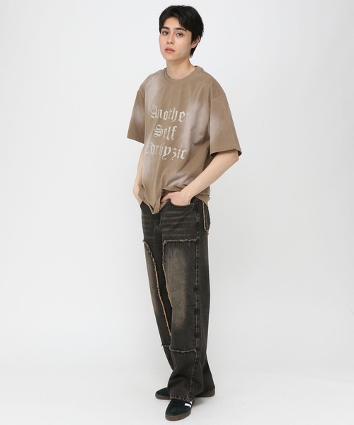 3.3 Field Trip （3.3フィールドトリップ）の「3.3 Field Trip／ゴシックロゴブラシT（Tシャツ/カットソー・メンズ・ホワイト/ブラック/ブラウン・MEDIUM/LARGE）」の14枚目の写真