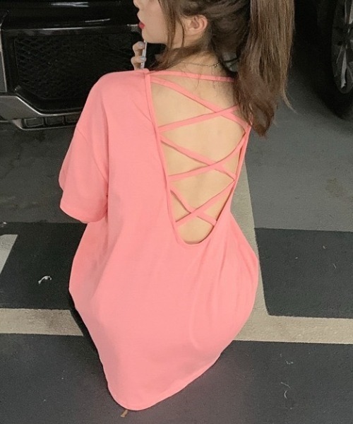 LADY LIKE(レディライク)の「バッククロスゆったりTシャツ(Tシャツ/カットソー・レディース・パープル/ホワイト/ピンク/ブラック・M)」の12枚目の写真