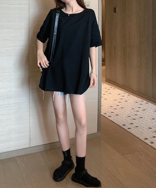 LADY LIKE(レディライク)の「バッククロスゆったりTシャツ(Tシャツ/カットソー・レディース・パープル/ホワイト/ピンク/ブラック・M)」の7枚目の写真