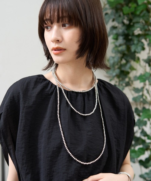 Rouge vif(ルージュヴィフ)の「スーパーロングネックレス(ネックレス・レディース・シルバー・フリー)」の4枚目の写真