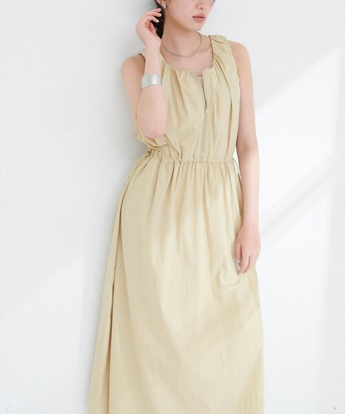 natural couture(ナチュラルクチュール)の「【mamamo】袖ギャザーウエストドロストワンピース(ワンピース・レディース・イエロー/ストライプ/ブラック・FREE)」の12枚目の写真