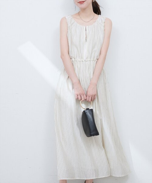 natural couture(ナチュラルクチュール)の「【mamamo】袖ギャザーウエストドロストワンピース(ワンピース・レディース・イエロー/ストライプ/ブラック・FREE)」の16枚目の写真
