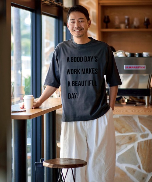 Sunny clouds(サニークラウズ)の「サニークラウズ ビューティフルデイTシャツ〈メンズ〉(Tシャツ/カットソー・メンズ・ブラック/ホワイト/ブルー・M/L/S)」の4枚目の写真