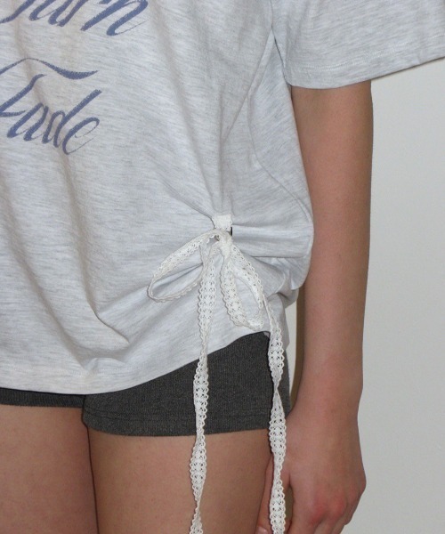 トップス CRANK Lace String Off Shoulder Top_White CRANK】LACE STRING OFF SHOULDER TOP（Tシャツ/カットソー
