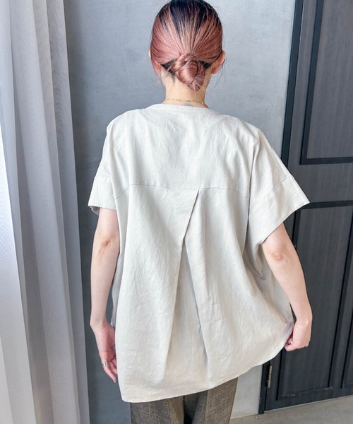 LAUTREAMONT(ロートレアモン)の「【WEB限定】レーヨンリネンポプリンVネックブラウス(シャツ/ブラウス・レディース・イエロー/ベージュ/ブラウン/ブラック・9号)」の15枚目の写真