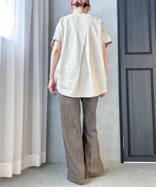 LAUTREAMONT(ロートレアモン)の「【WEB限定】レーヨンリネンポプリンVネックブラウス(シャツ/ブラウス・レディース・イエロー/ベージュ/ブラウン/ブラック・9号)」の13枚目の写真