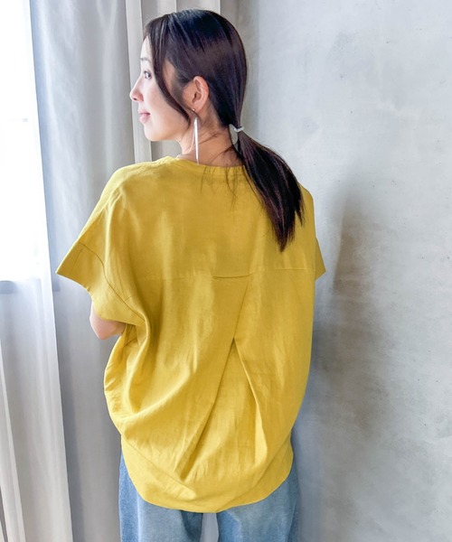 LAUTREAMONT(ロートレアモン)の「【WEB限定】レーヨンリネンポプリンVネックブラウス(シャツ/ブラウス・レディース・イエロー/ベージュ/ブラウン/ブラック・9号)」の11枚目の写真