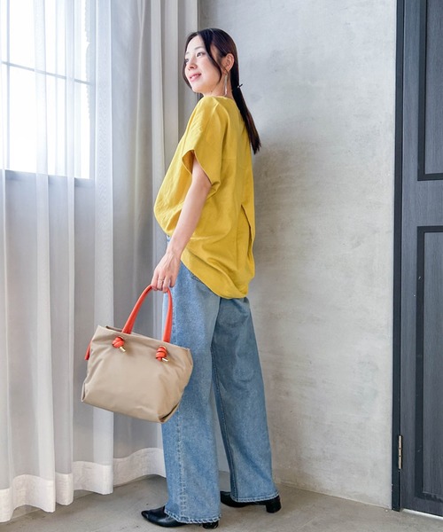 LAUTREAMONT(ロートレアモン)の「【WEB限定】レーヨンリネンポプリンVネックブラウス(シャツ/ブラウス・レディース・イエロー/ベージュ/ブラウン/ブラック・9号)」の7枚目の写真