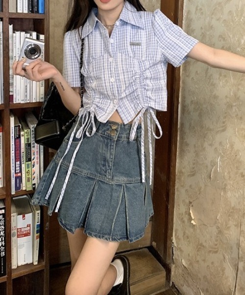 SHEPP(シープ)の「ドロスト シャーリングクロップド チェック シャツ(シャツ/ブラウス・レディース・ライトブルー・M)」の5枚目の写真