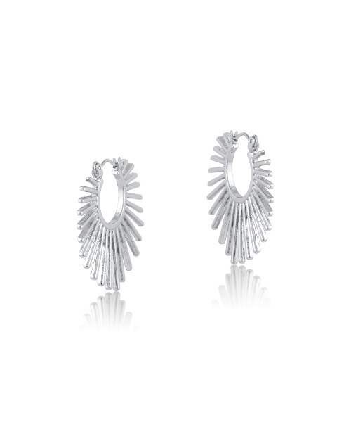 big metal london(ビッグメタルロンドン)の「【金属アレルギー対応】ープピアス GRETA SUNBURST HOOP(ピアス(両耳用)・レディース・シルバー・FREE)」の1枚目の写真