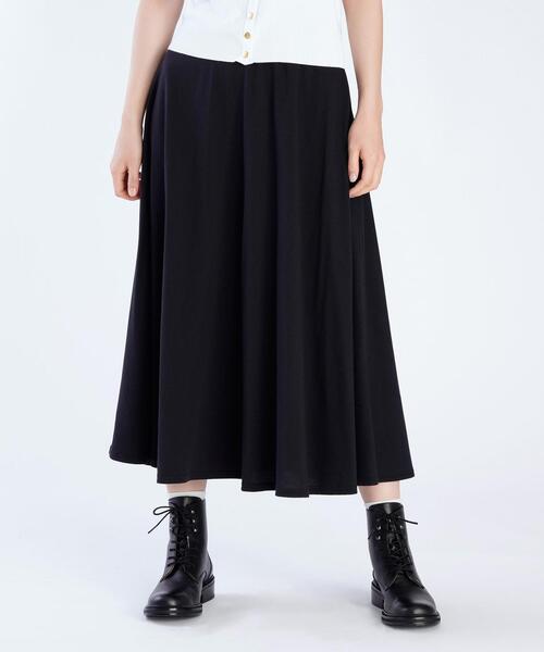 agnes b.（アニエスベー）の「コットン ロング フレアスカート ”Milaine”（スカート・レディース・ネイビー・2/1）」の2枚目の写真