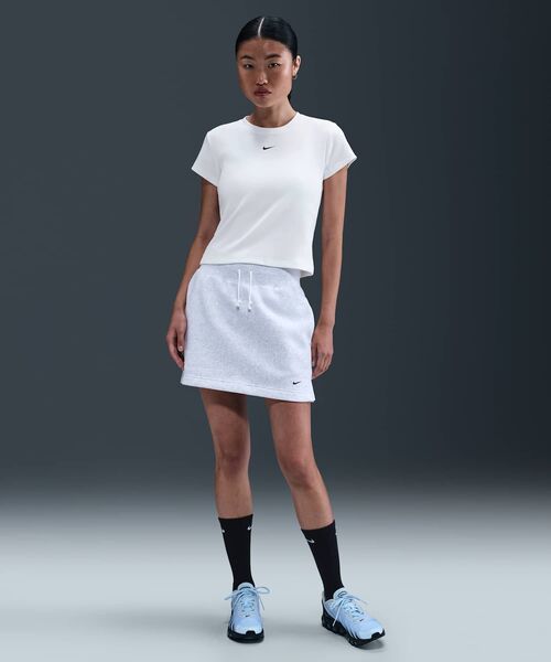 Nike ショートスリーブ Tシャツ　Mサイズ セール】ナイキ スポーツウェア ウィメンズ タイト リブ ショート
