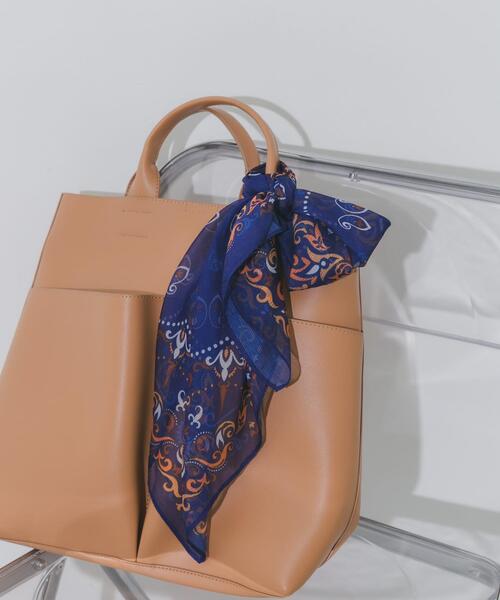 SMELLY(スメリー)の「アソートシアースカーフ(バンダナ/スカーフ・レディース・ネイビー/ドット/ブルー/オレンジ・-)」の20枚目の写真