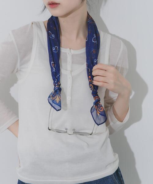 SMELLY(スメリー)の「アソートシアースカーフ(バンダナ/スカーフ・レディース・ネイビー/ドット/ブルー/オレンジ・-)」の22枚目の写真