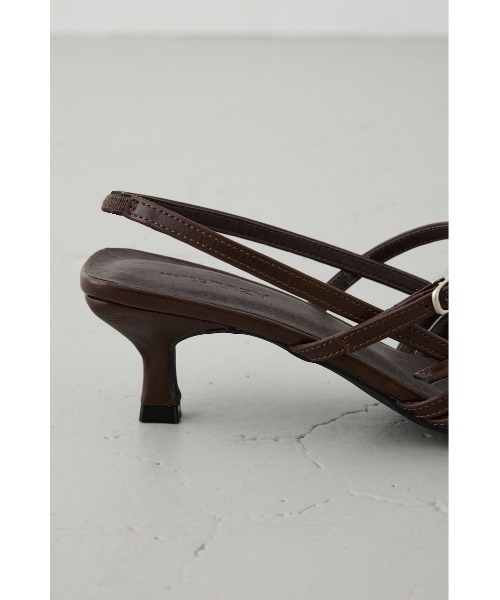 AZUL by moussy（アズールバイマウジー）の「ポインテッドベルトデザインパンプス（パンプス・レディース・ブラウン/ブラック・SMALL/MEDIUM/LARGE）」の21枚目の写真