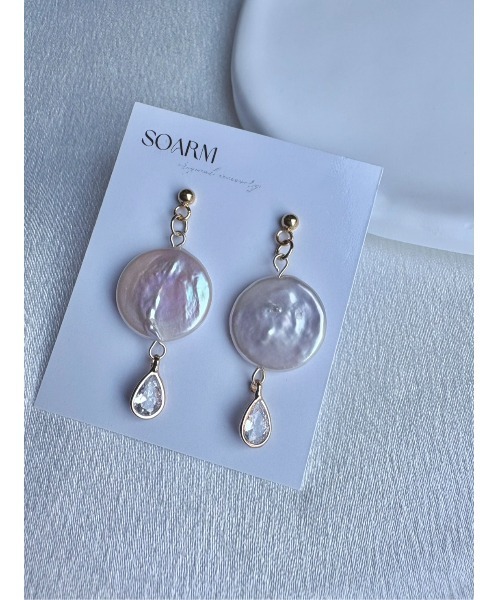 tone(トーン)の「【SOARM】上品な15mm淡水パールとしずくのジルコニアピアス(MA)(ピアス(両耳用)・レディース・ゴールド・FREE)」の3枚目の写真
