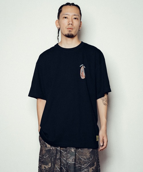 Subciety（サブサエティ）の「Maria tee（Tシャツ/カットソー・メンズ・ブラック/ホワイト・MEDIUM/SMALL/XX-LARGE/X-LARGE/LARGE）」の8枚目の写真