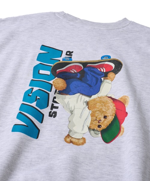 VISION STREET WEAR（ヴィジョンストリートウェア）の「【VISION STREET WEAR】オリジナルグラフィック スケーターベアー クルーネックスウェットプルオーバー（スウェット・レディース・チャコールグレー/ワインレッド/ライトグレー・LARGE/MEDIUM/X-LARGE）」の6枚目の写真