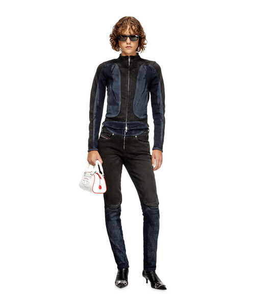 DIESEL(ディーゼル)の「ウィメンズ デニムブルゾン DE-MORNY-S(デニムジャケット・レディース・ブラック×ブルー・X-SMALL/SMALL/MEDIUM)」の3枚目の写真