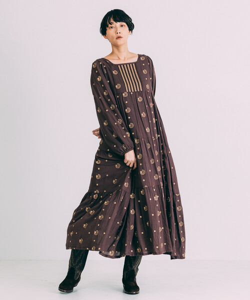 【1回のみ着用】freada ラメ刺繍Moon & Starワンピース Freada（フリーダ）｜ワンピース一覧 - WEAR