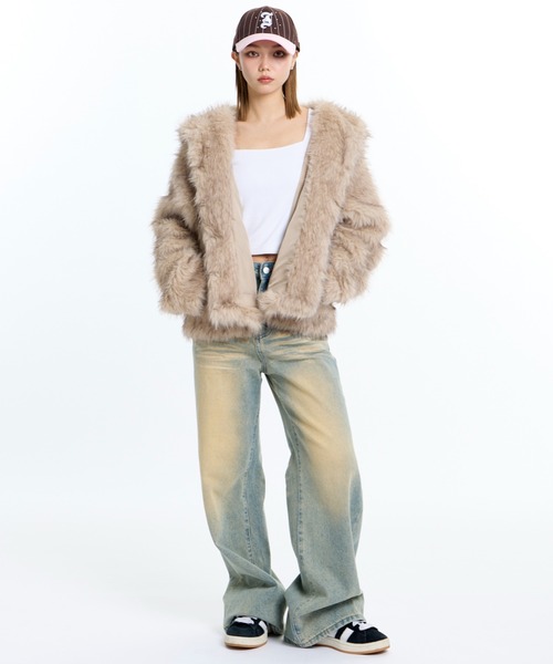 JUST A NOON(ジャストアヌーン)の「フーディーショートファーコート(その他アウター・レディース・ブラウン・FREE)」の4枚目の写真