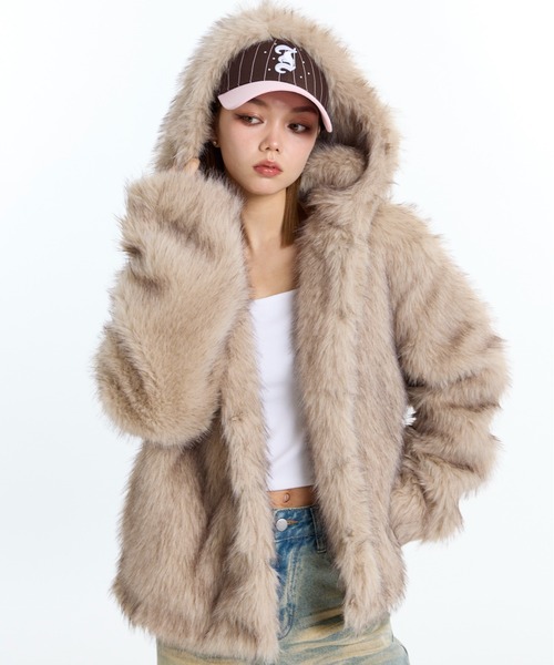 JUST A NOON(ジャストアヌーン)の「フーディーショートファーコート(その他アウター・レディース・ブラウン・FREE)」の12枚目の写真