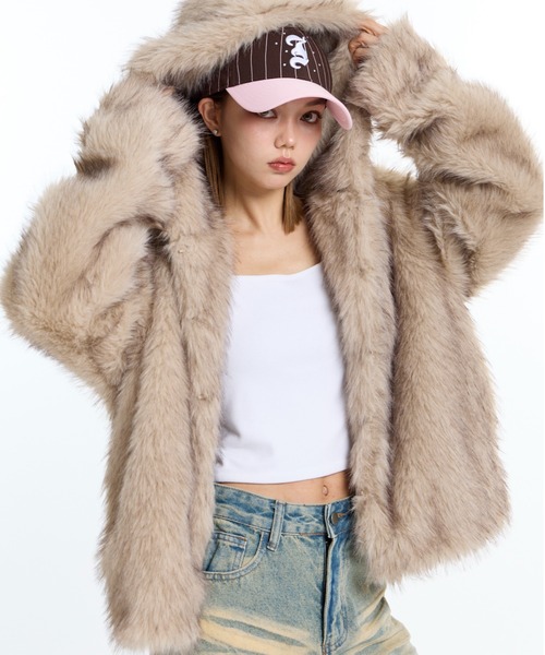 JUST A NOON(ジャストアヌーン)の「フーディーショートファーコート(その他アウター・レディース・ブラウン・FREE)」の14枚目の写真