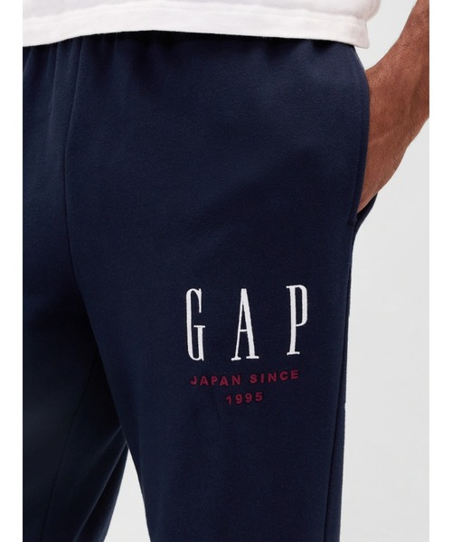GAP(ギャップ)の「30th アニバーサリー ヘビーウェイト フレンチテリー GAPロゴ ジョガーパンツ(スウェットパンツ・メンズ・グレー/ホワイト/レッド/グリーン/ネイビー・XS/S/M/L/XL)」の22枚目の写真