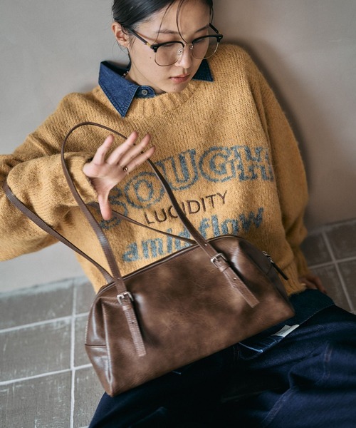 LEPSIM（レプシィム）の「ロングハンドルボストン　579910（ボストンバッグ・レディース・ブラック/グレイッシュベージュ/ブラウン/キャメル/グレー系その他・ONE SIZE）」の3枚目の写真