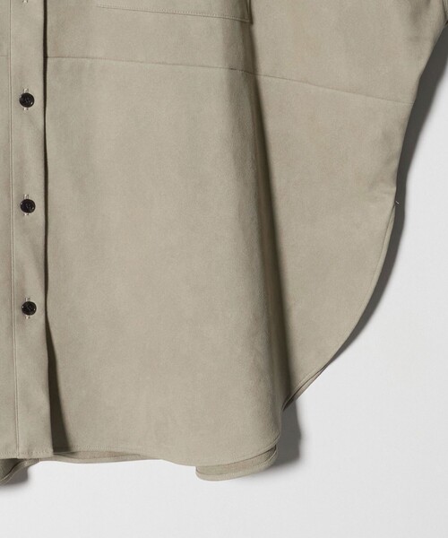 SACRA（サクラ）の「＜SACRA＞スエードライク ポケット シャツ（シャツ/ブラウス・レディース・ブラック/オリーブ・38）」の6枚目の写真